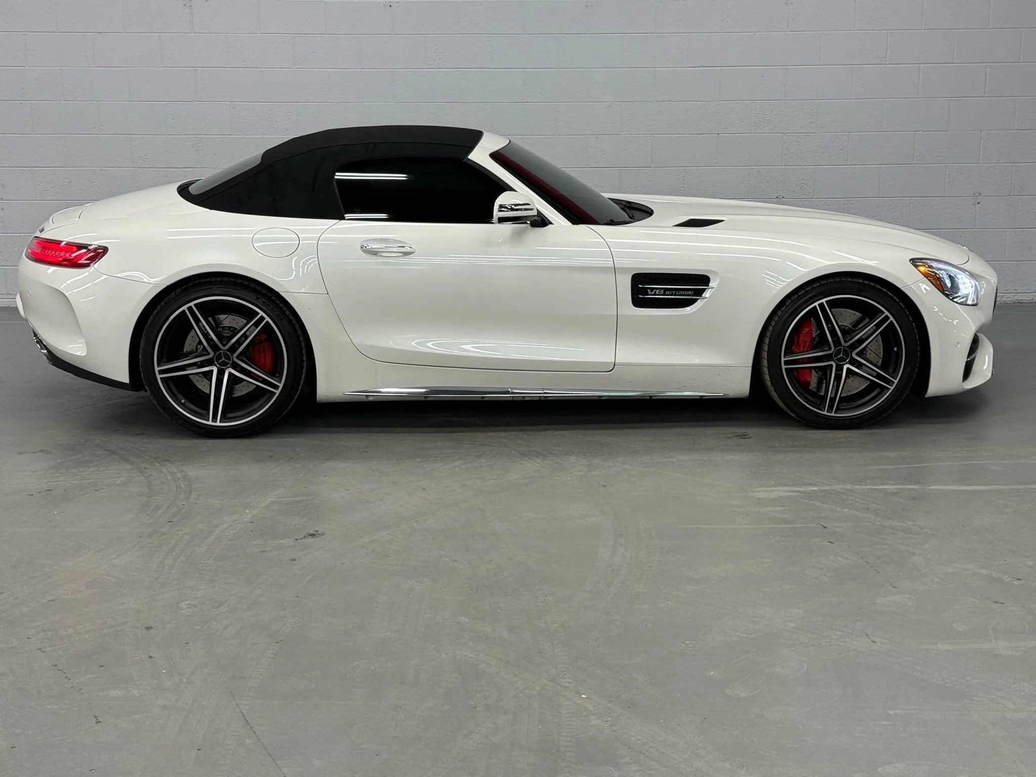 Used 2018 Mercedes-Benz AMG GT C image 17