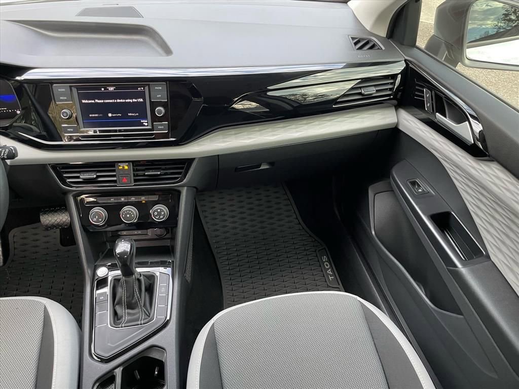 Used 2023 Volkswagen Taos S image 6