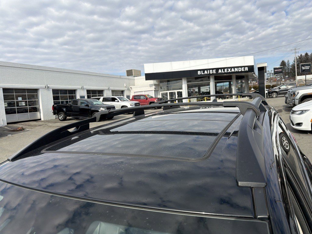 Used 2023 Subaru Ascent Touring AWD/4WD image 4