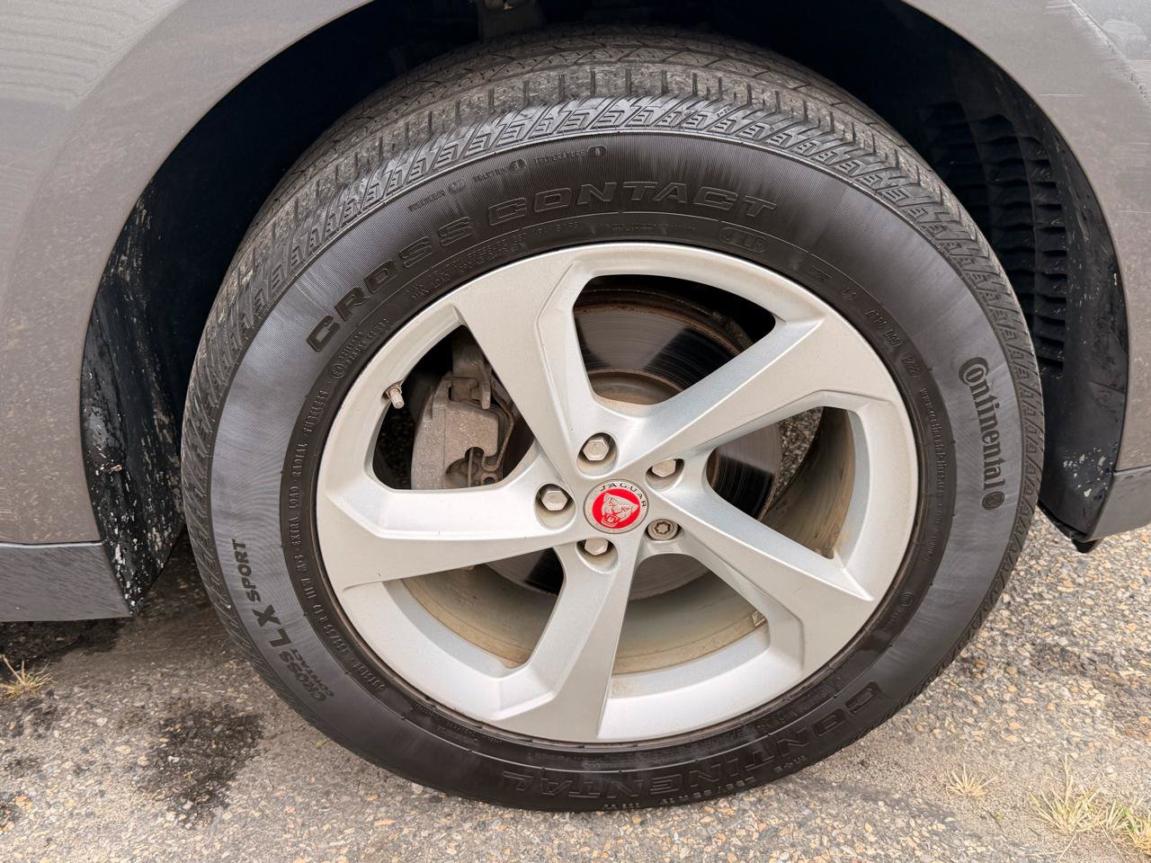 Used 2019 Jaguar F-PACE Premium AWD/4WD image 15