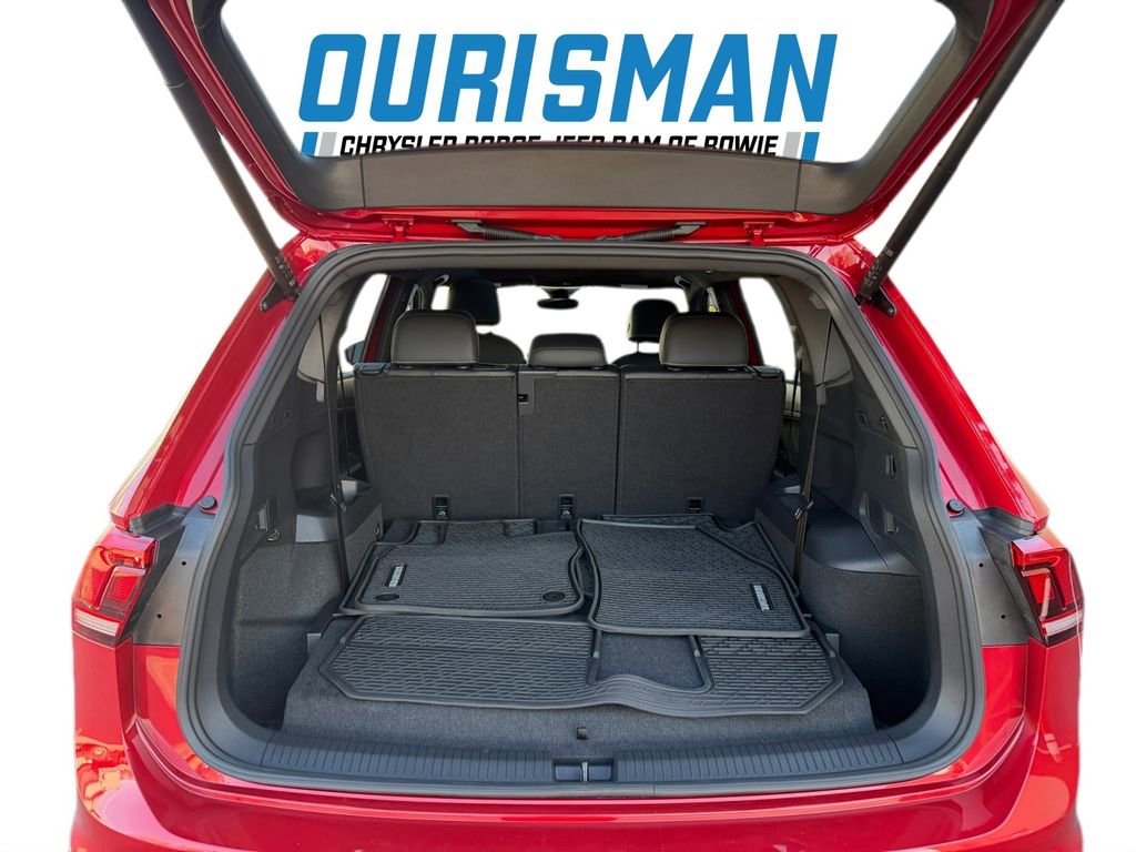 Used 2024 Volkswagen Tiguan SE R-Line image 27