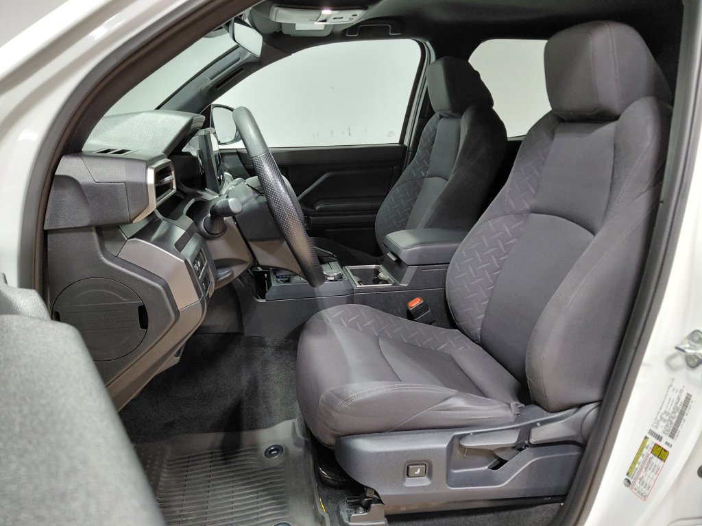 Used 2026 Toyota Tacoma SR5 AWD/4WD image 13