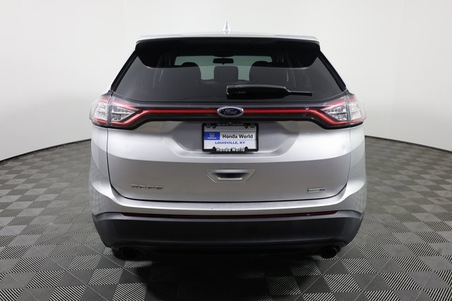 Used 2018 Ford Edge SE image 6