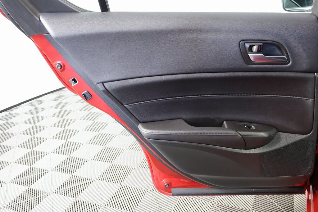 Used 2020 Acura ILX FWD image 13