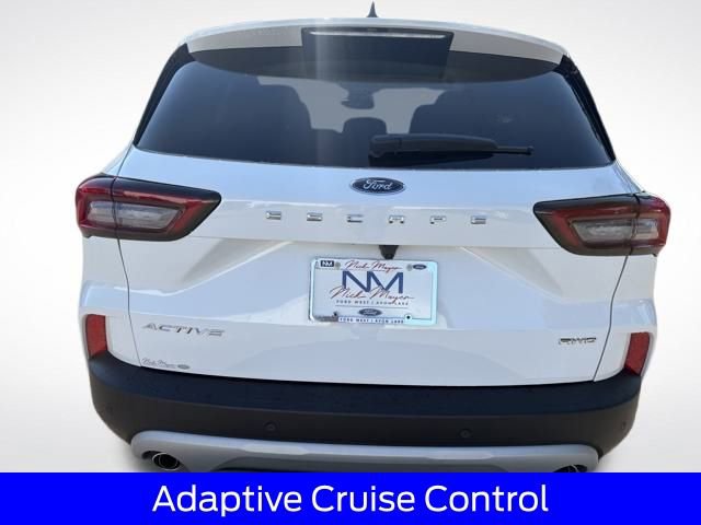 Used 2025 Ford Escape Active w/ Active Premium Tech Pack image 6
