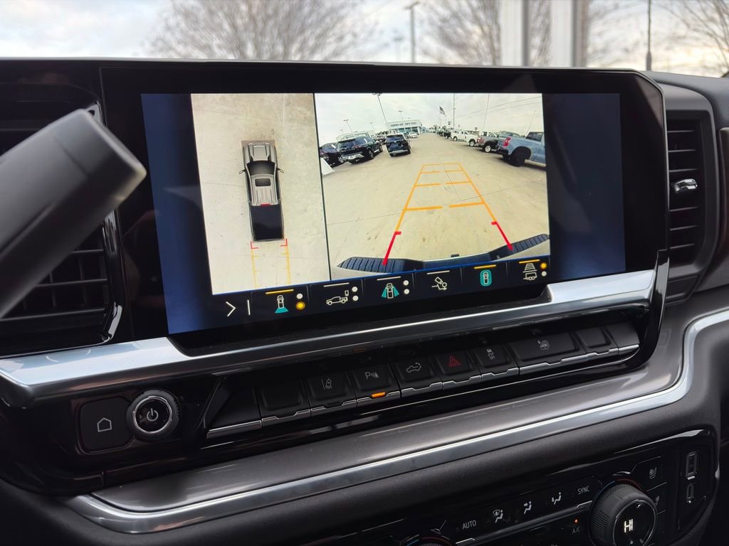 Used 2025 Chevrolet Silverado 3500 High Country AWD/4WD image 30