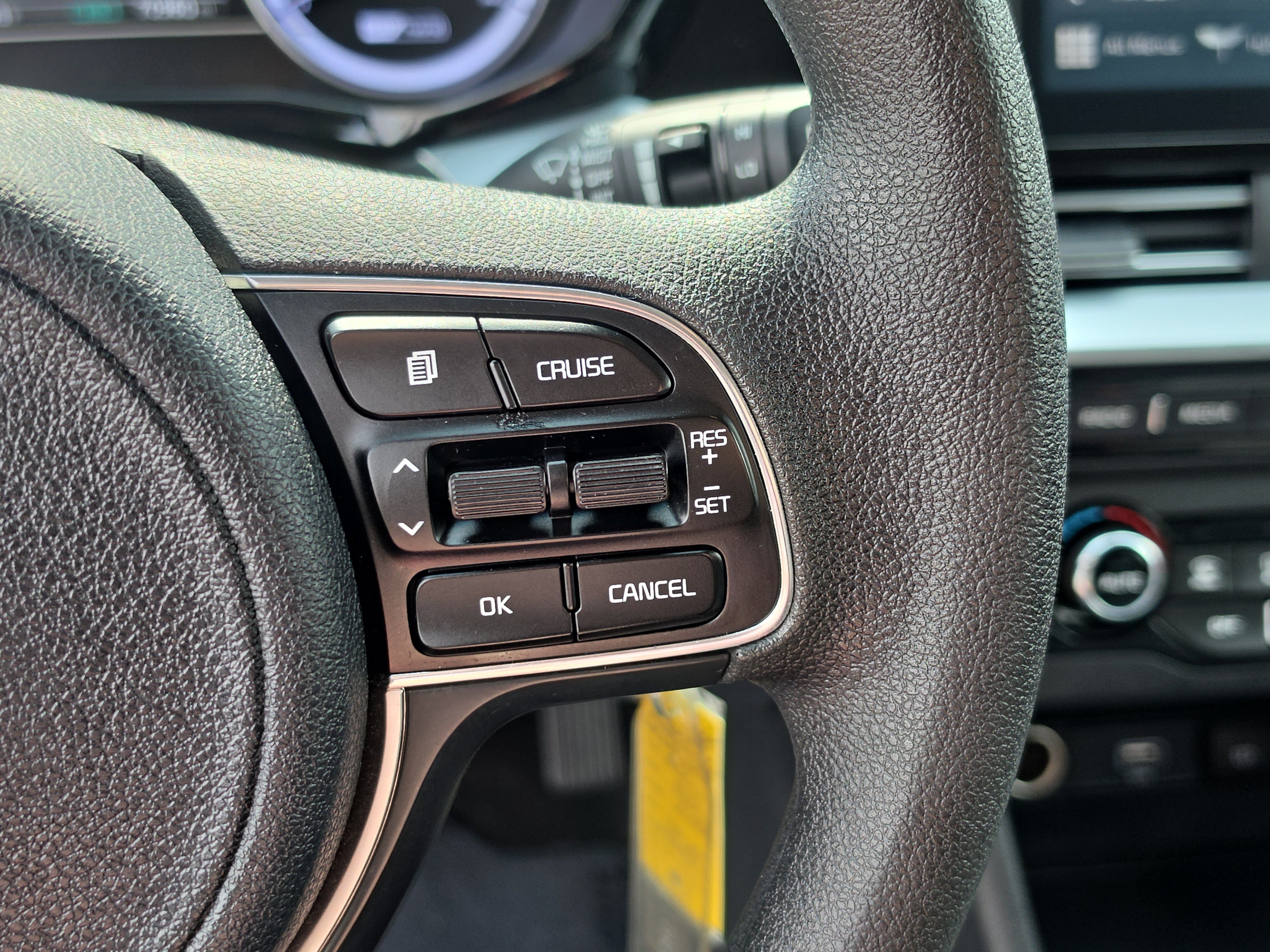 Certified 2022 Kia Niro LX FWD image 29