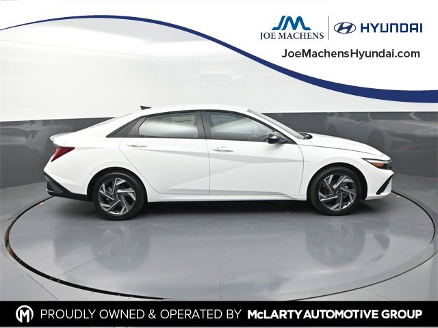 New 2025 Hyundai Elantra SEL