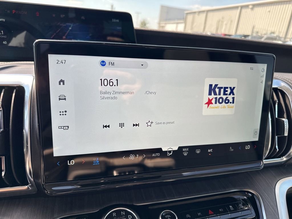 New 2025 Ford Expedition Platinum w/ Platinum Ultimate Package image 26