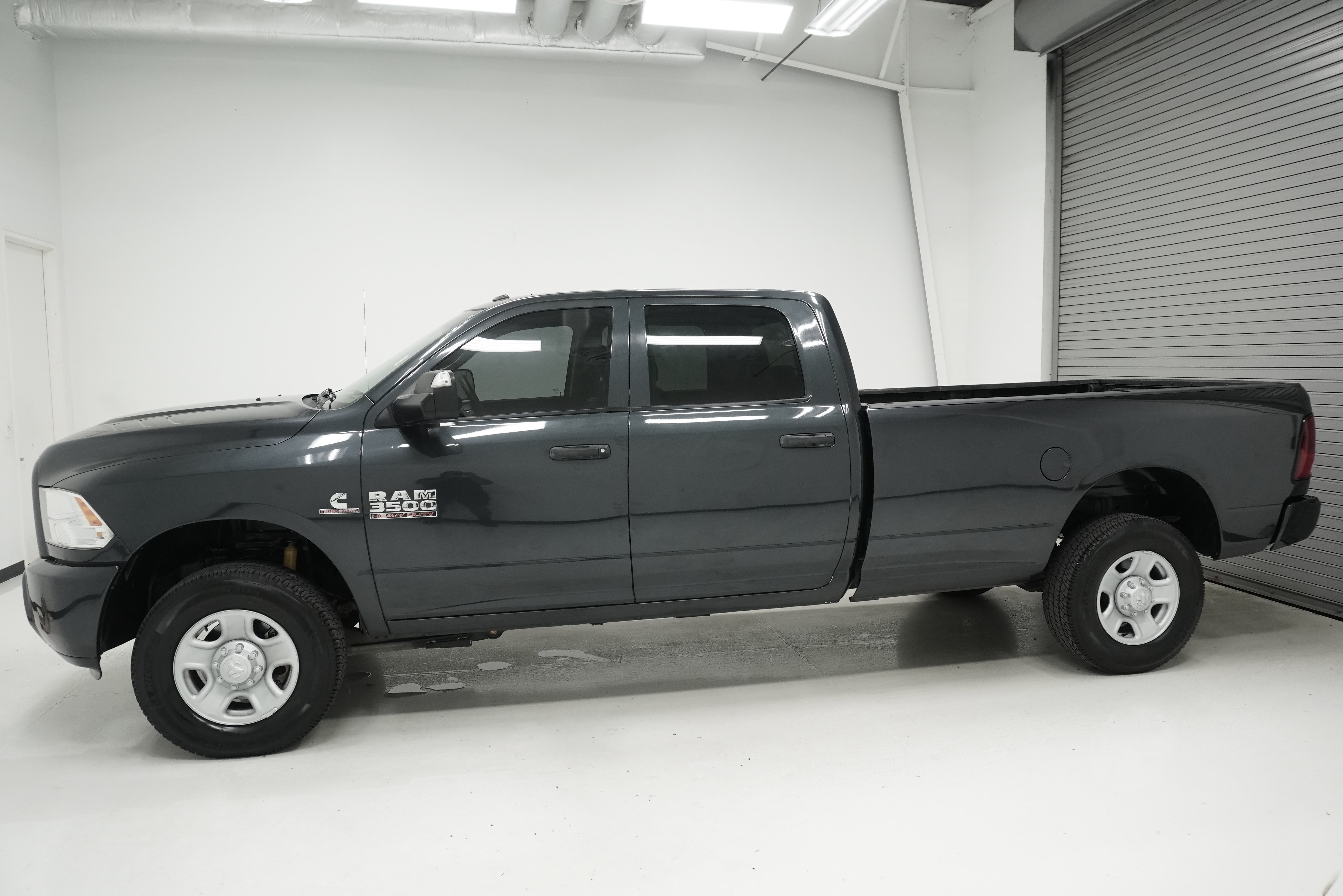 Used 2017 RAM 3500 Tradesman w/ Popular Equipment Group AWD/4WD image 6