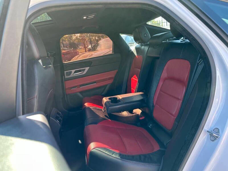 Used 2016 Jaguar XF R-Sport image 18