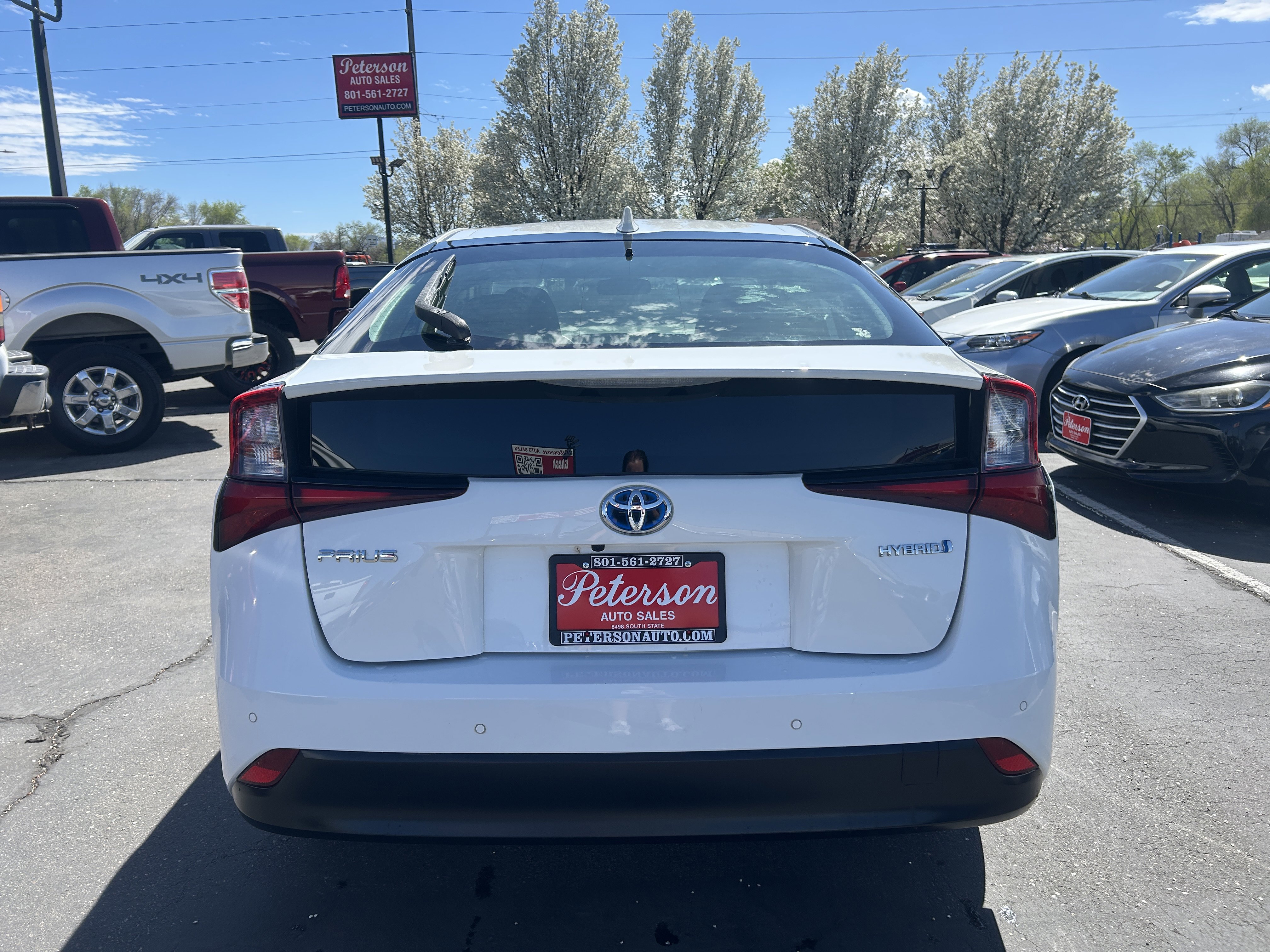 Used 2019 Toyota Prius LE image 8