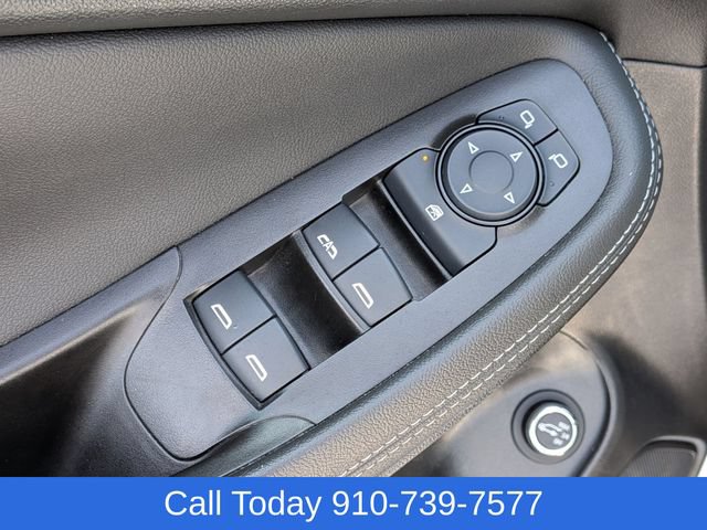 Used 2023 Buick Encore GX Essence w/ Experience Buick Package FWD image 13