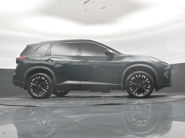 Used 2026 Nissan Rogue Dark Armor FWD image 53