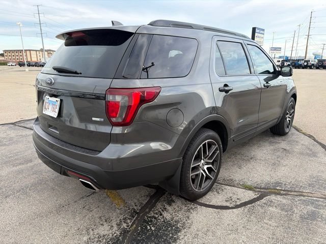 Used 2017 Ford Explorer Sport w/ Equipment Group 401A AWD/4WD image 5