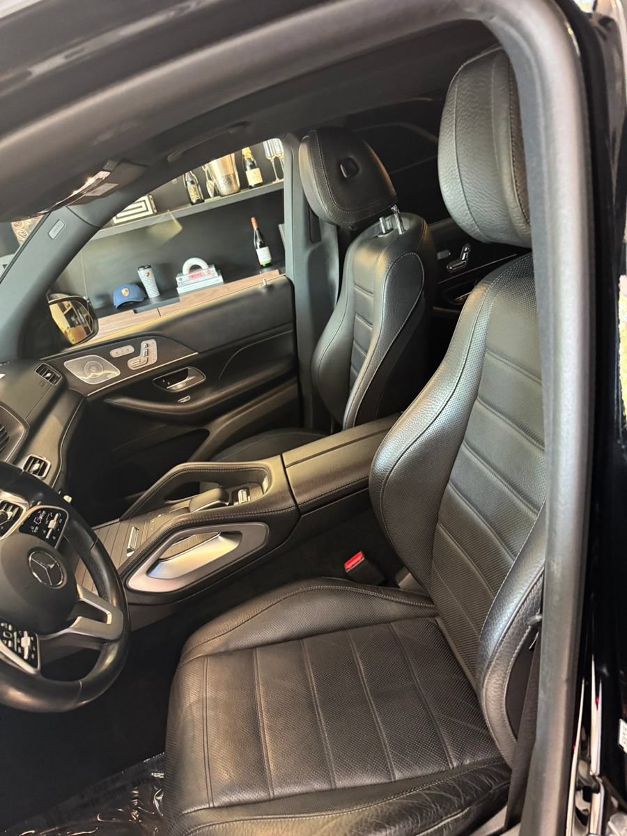 Used 2020 Mercedes-Benz GLS 450 4MATIC image 10