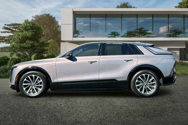 Certified 2024 Cadillac Lyriq Sport w/ LPO, Floor Liner Package AWD/4WD image 7