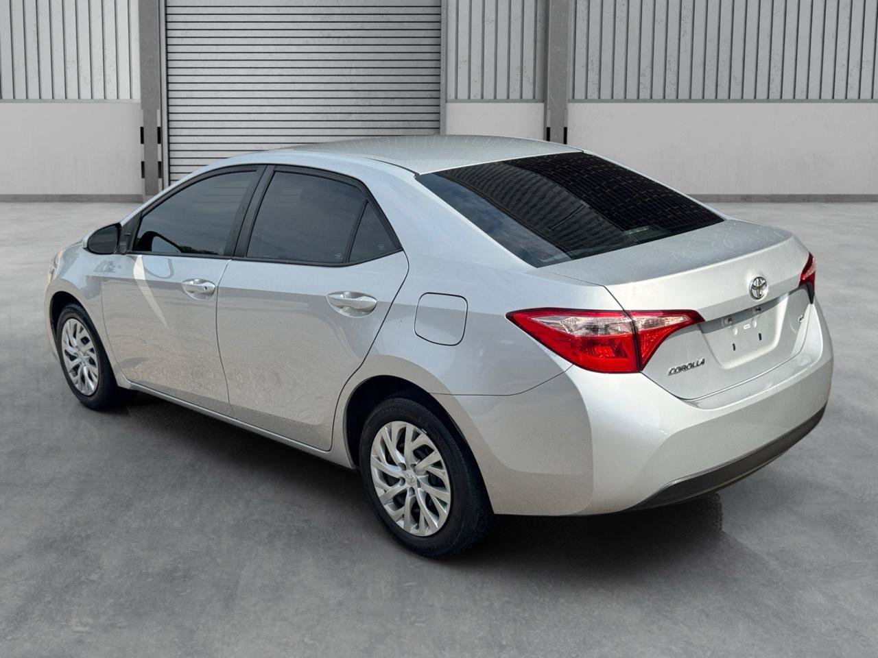 Used 2019 Toyota Corolla LE FWD image 31