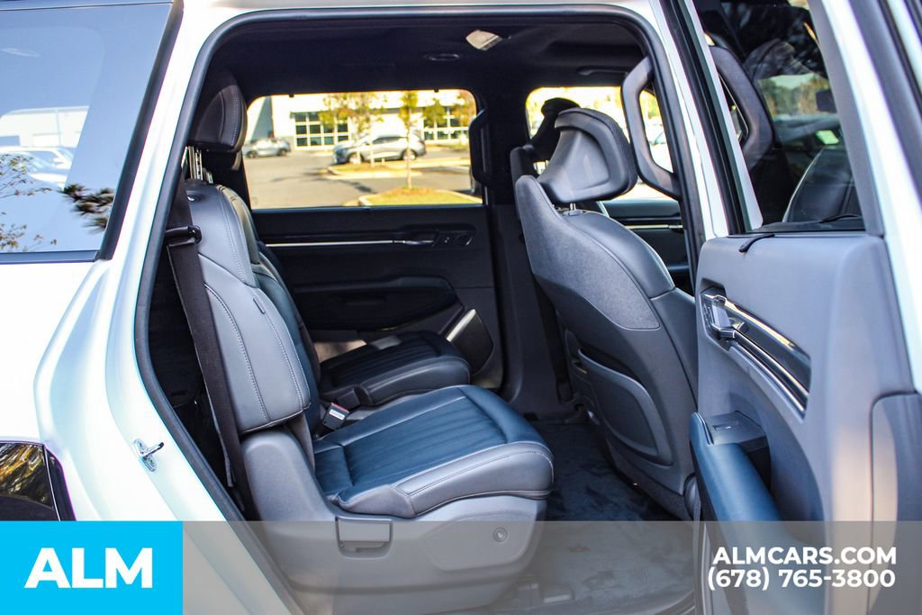 Used 2024 Kia EV9 GT-Line image 18