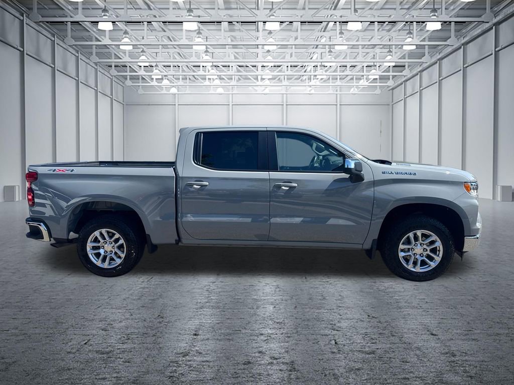 Used 2024 Chevrolet Silverado 1500 LT AWD/4WD image 8