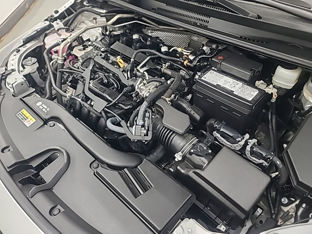 Used 2025 Toyota Corolla LE FWD image 34