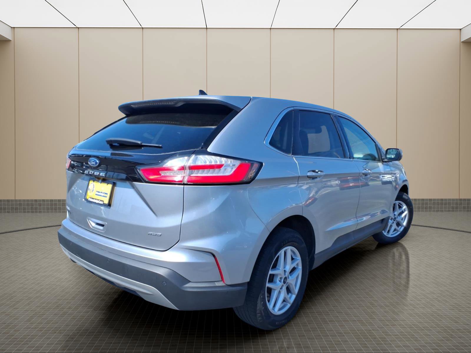 Used 2022 Ford Edge SEL image 7