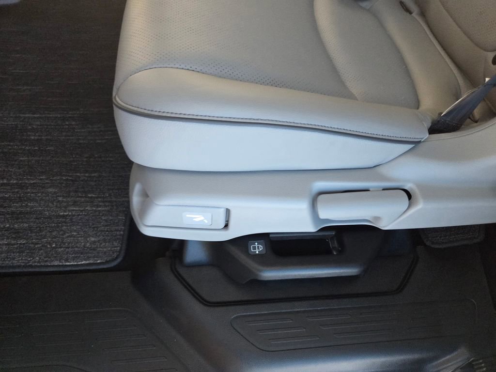 Certified 2024 Honda Odyssey Elite image 23