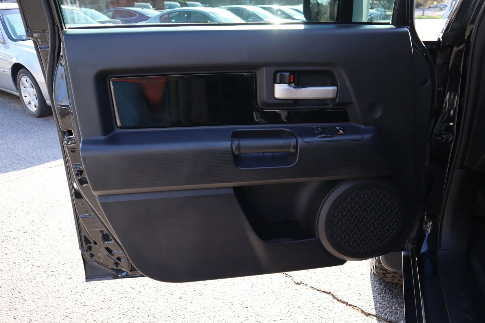 Used 2007 Toyota FJ Cruiser 4WD image 7