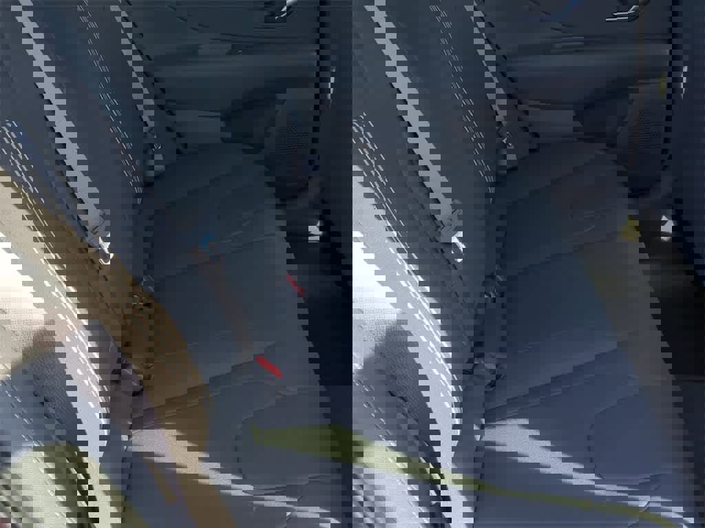 New 2026 Hyundai Elantra Sport image 21