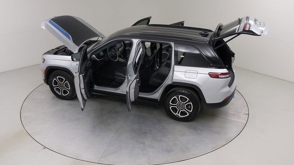 Used 2022 Jeep Grand Cherokee Trailhawk w/ Rear Seat Video Group 1 image 52