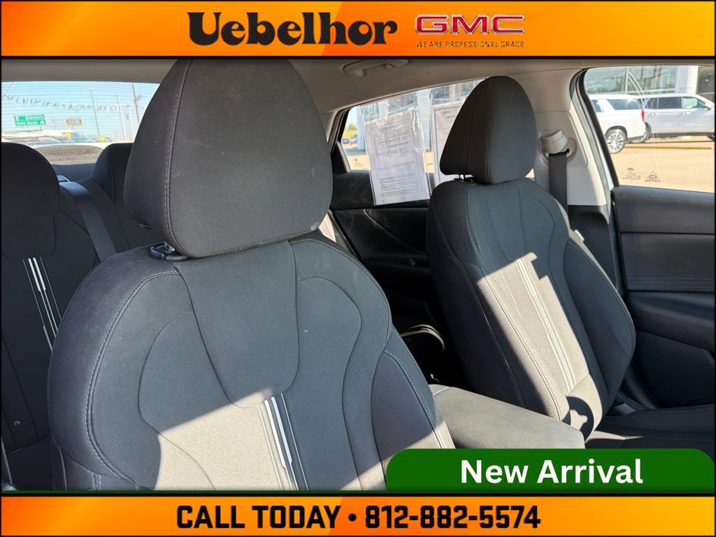 Used 2022 Hyundai Elantra SEL w/ Cargo Package FWD image 4