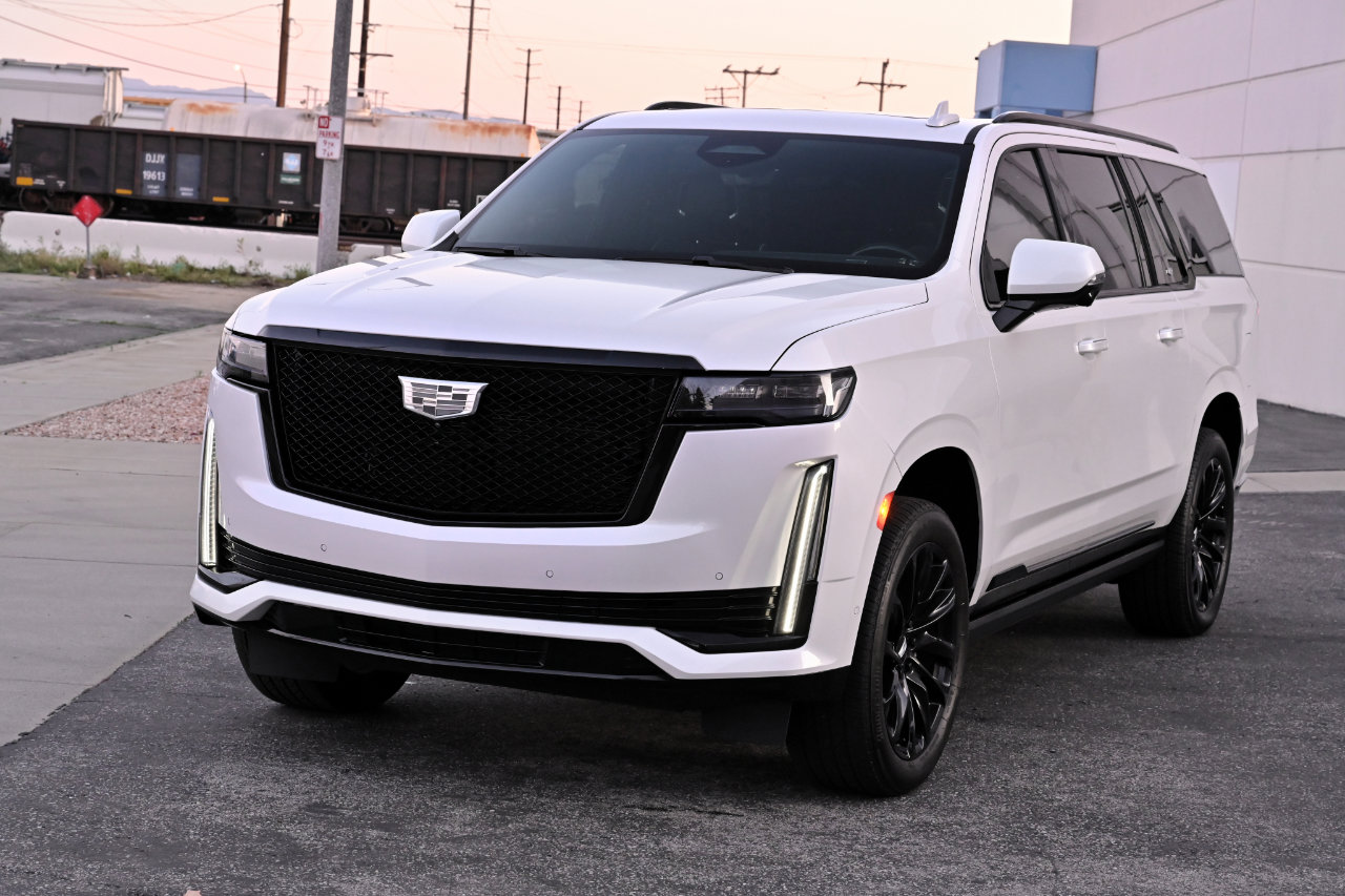Used 2021 Cadillac Escalade ESV Sport w/ Driver Assist Tech Package RWD image 56