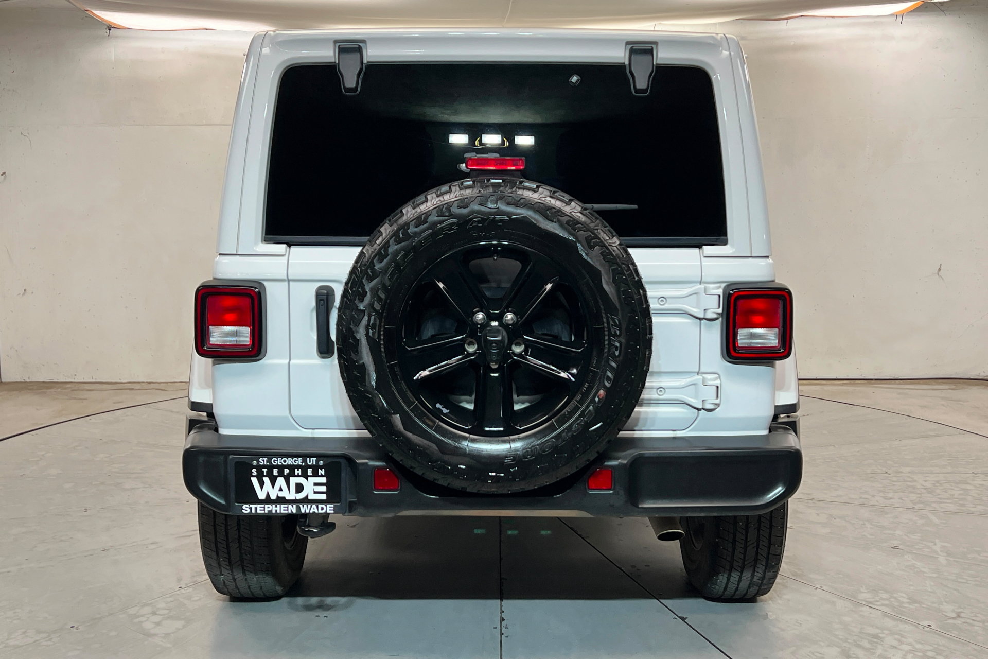 Certified 2021 Jeep Wrangler Unlimited Sahara AWD/4WD image 4