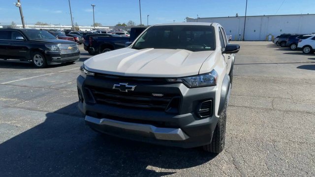 Used 2026 Chevrolet Colorado Trail Boss AWD/4WD image 5