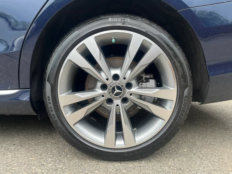 Used 2018 Mercedes-Benz C 300 4MATIC Sedan image 32