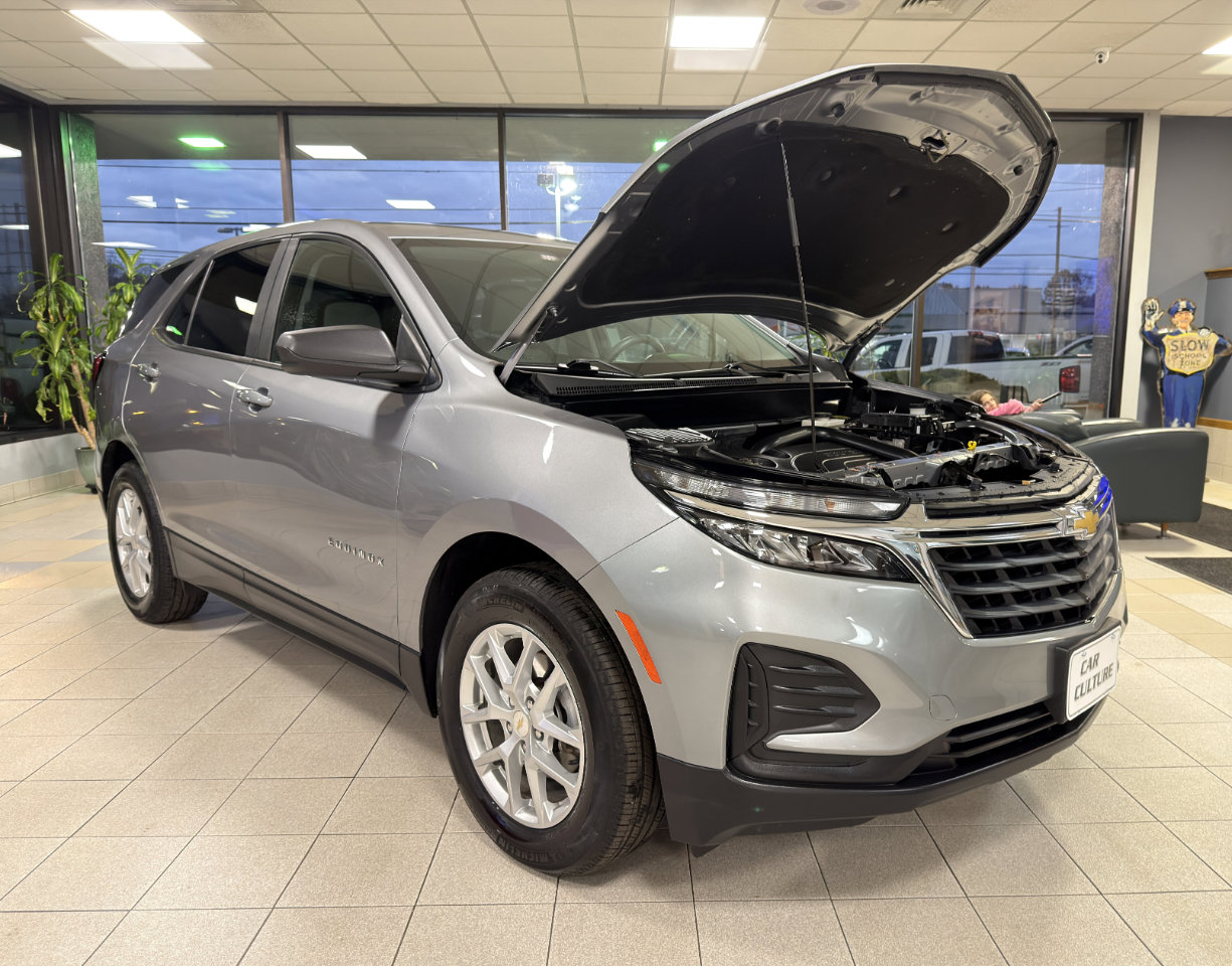 Used 2024 Chevrolet Equinox LS w/ LPO, Floor Liner Package image 38