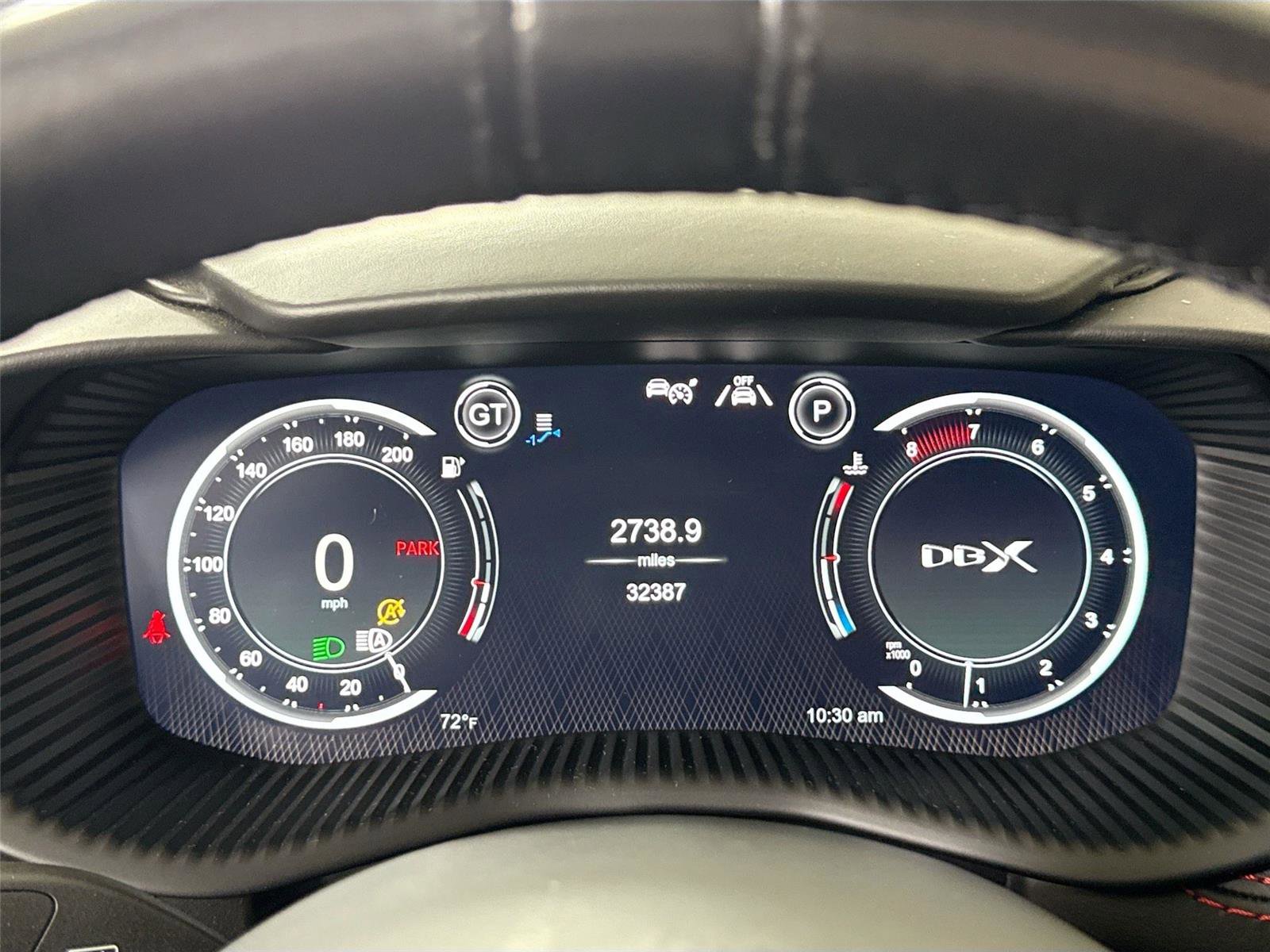 Used 2021 Aston Martin DBX image 17