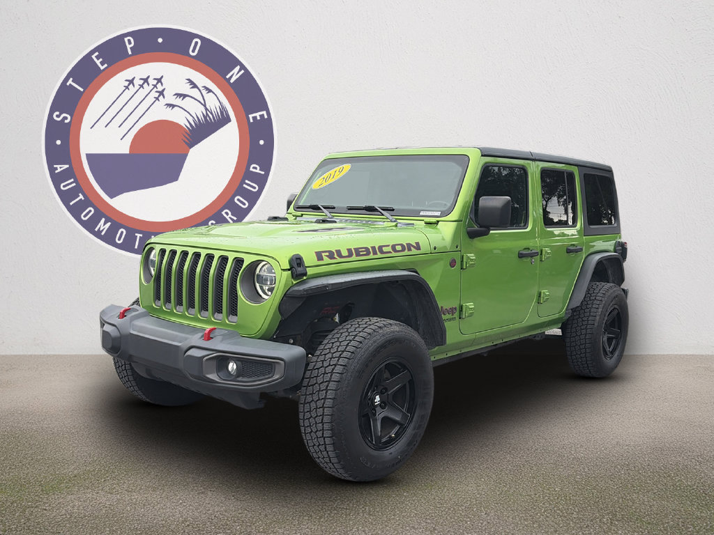 Used 2019 Jeep Wrangler Unlimited Rubicon w/ Cold Weather Group AWD/4WD image 2