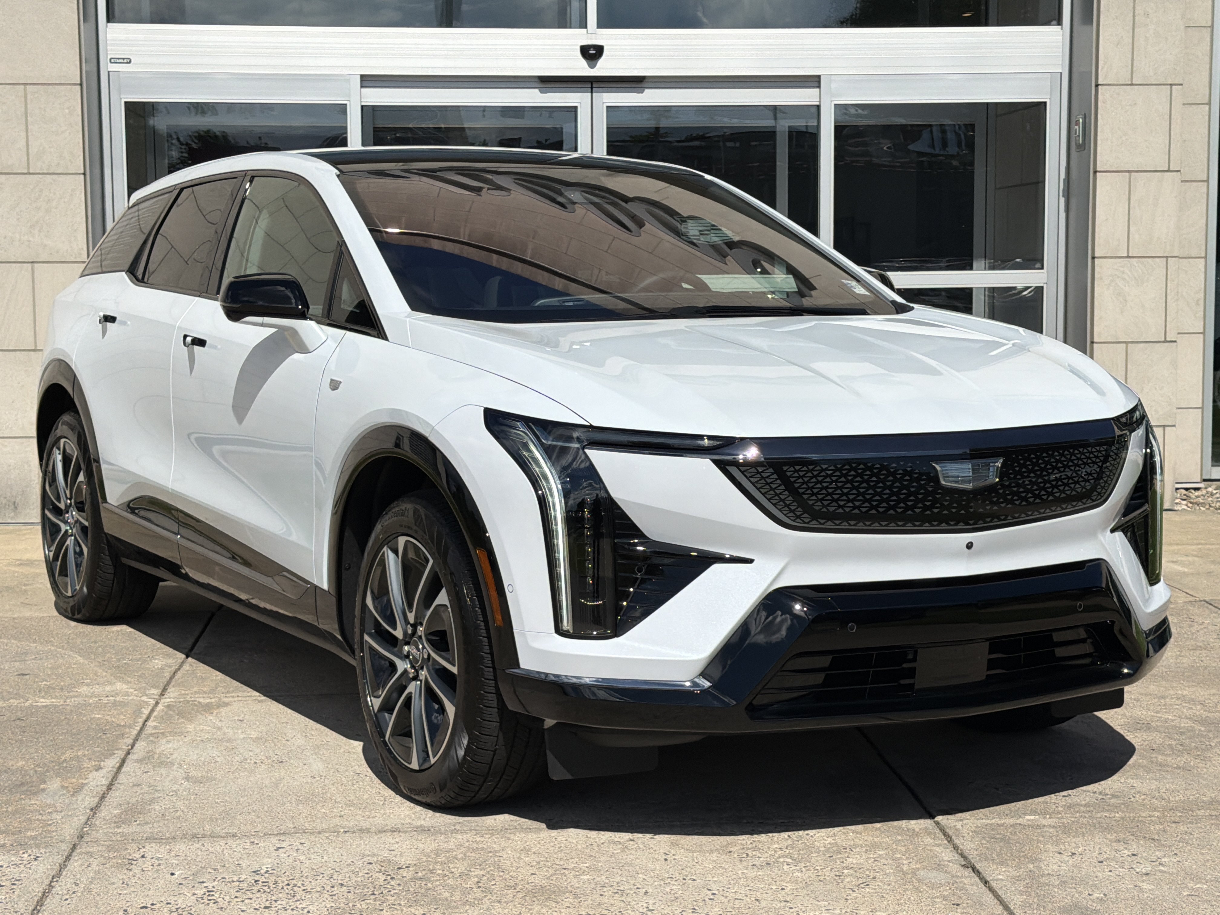 Used 2026 Cadillac Optiq Sport 1 AWD/4WD image 2
