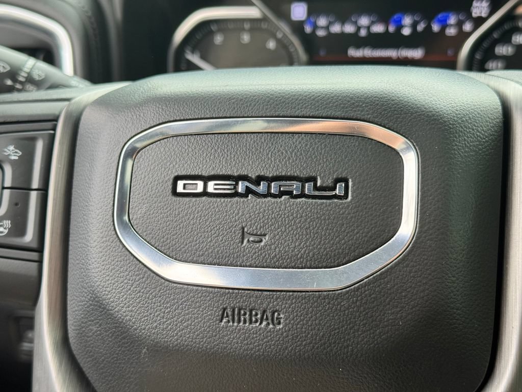 Used 2021 GMC Sierra 1500 Denali w/ Denali Ultimate Package AWD/4WD image 31
