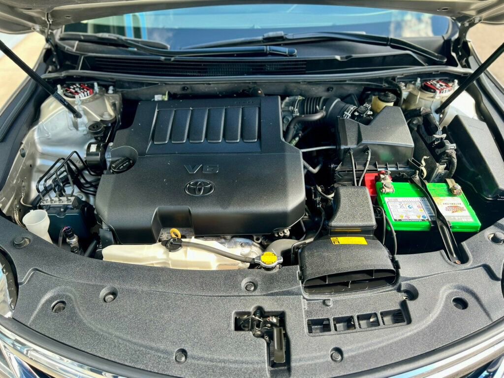 Used 2014 Toyota Avalon XLE Premium image 11