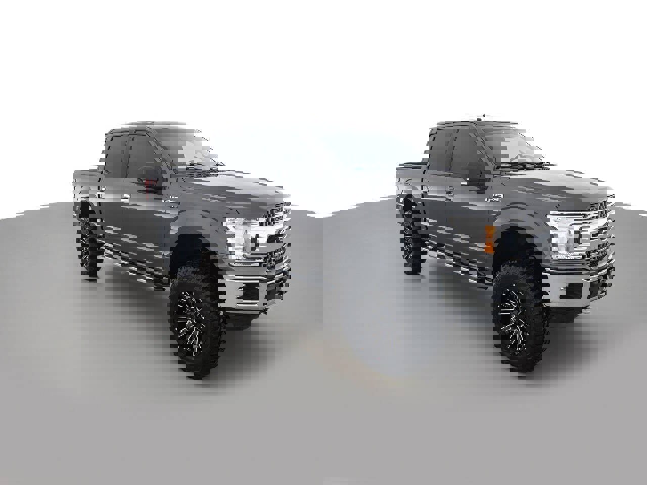 Used 2018 Ford F150 XLT w/ Equipment Group 302A Luxury image 3