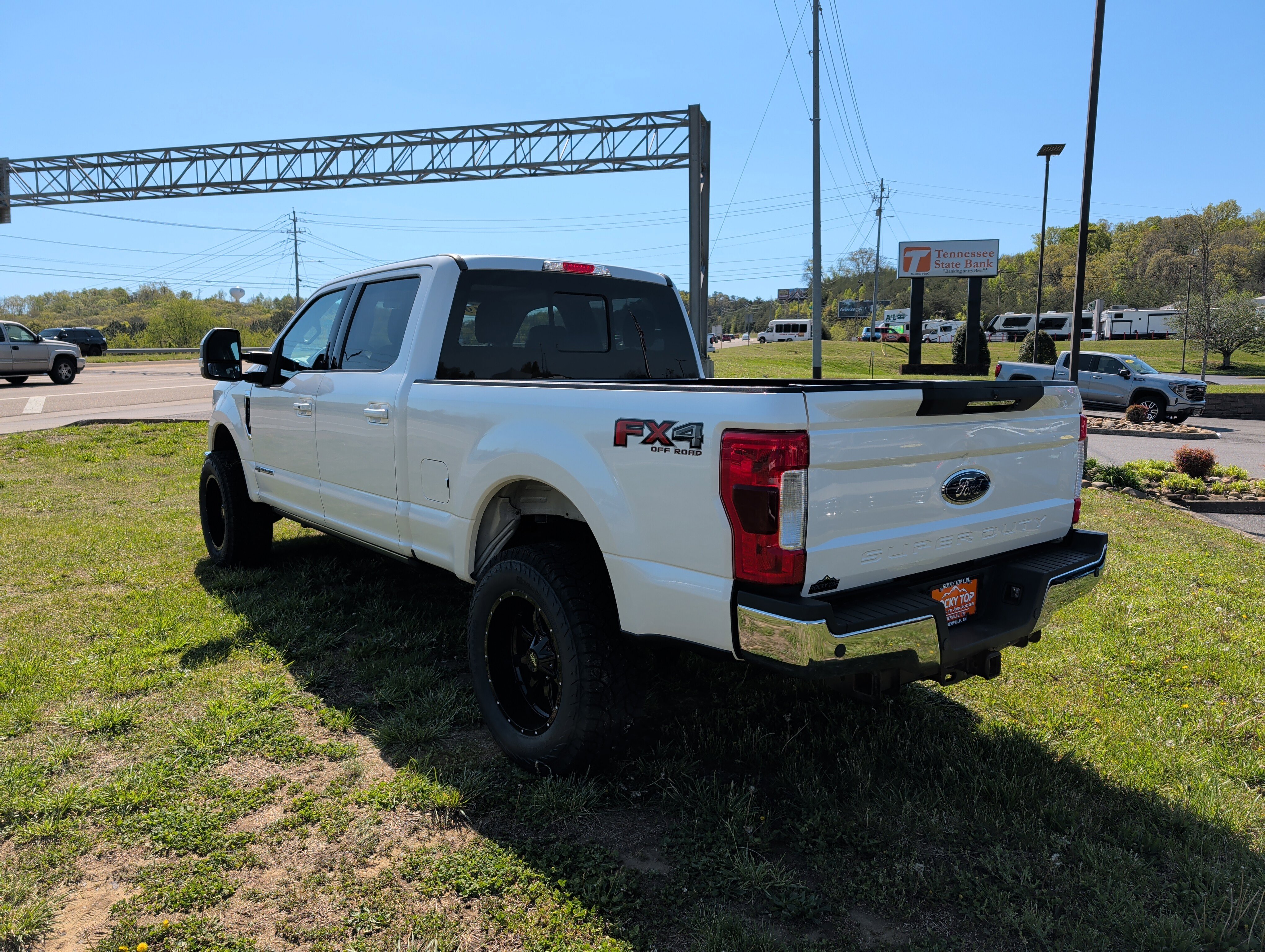 Used 2019 Ford F350 Lariat w/ Lariat Ultimate Package image 9