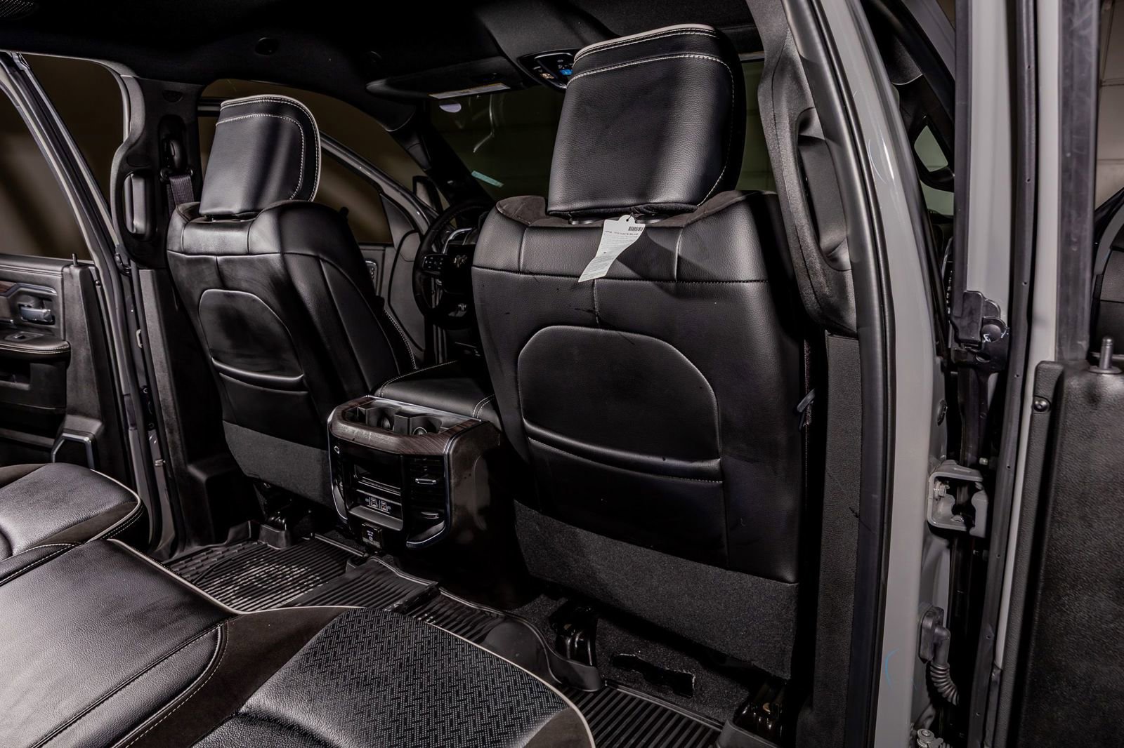 Used 2025 RAM 3500 Laramie w/ Night Edition image 32