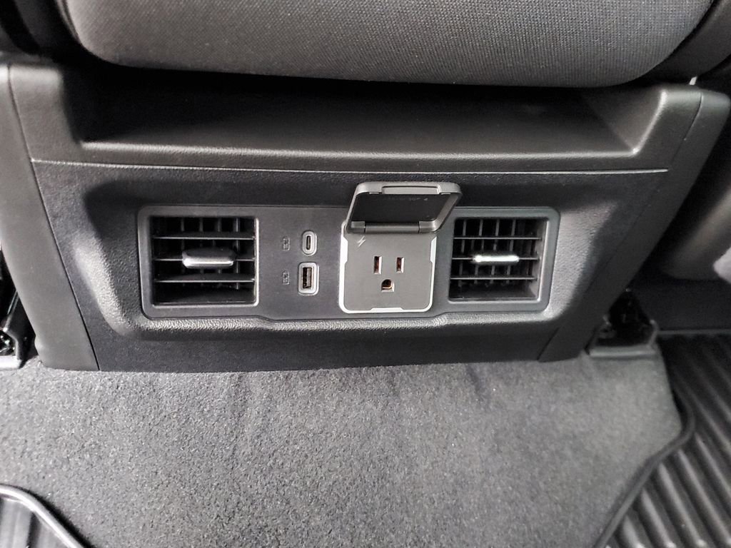 New 2026 Chevrolet Silverado 1500 LT w/ Texas Edition Plus image 12