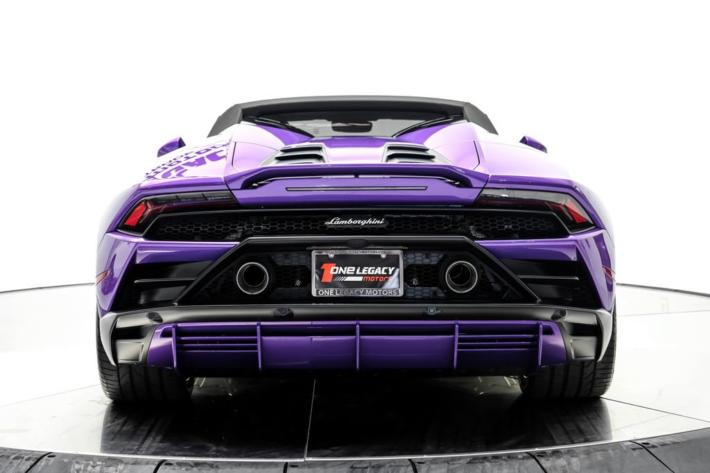 Used 2024 Lamborghini Huracan EVO AWD/4WD image 10