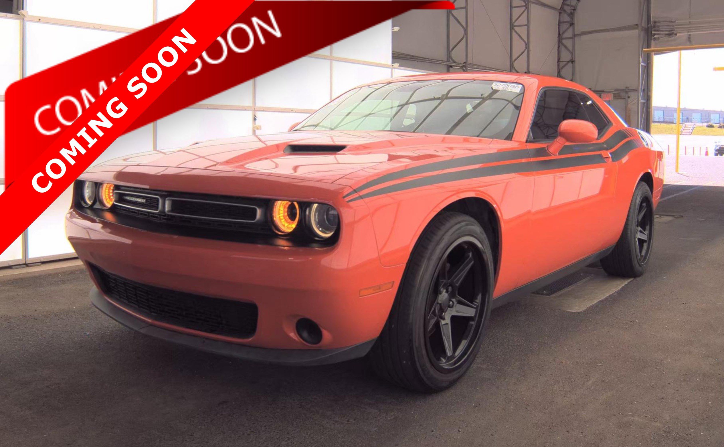 Used 2019 Dodge Challenger SXT RWD image 1