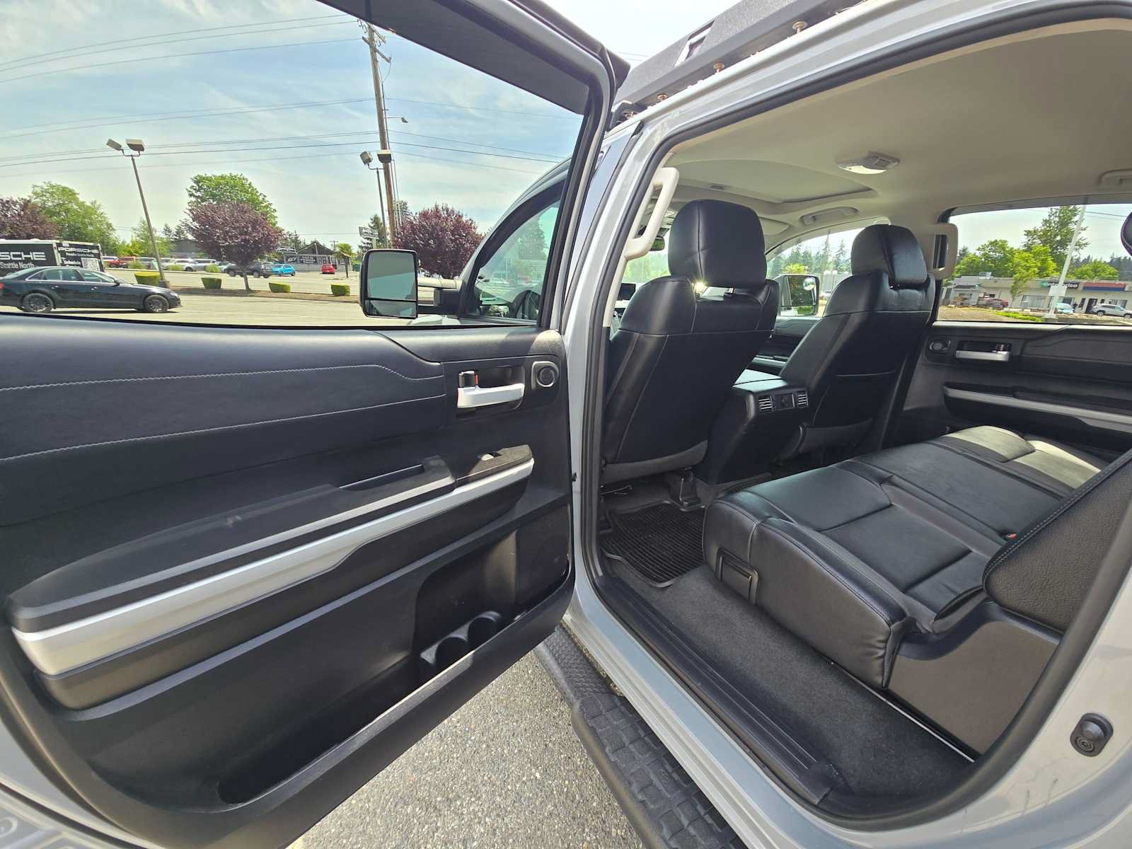 Used 2019 Toyota Tundra Limited AWD/4WD image 16