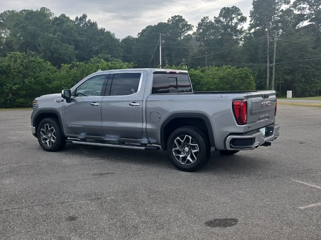 Certified 2026 GMC Sierra 1500 SLT w/ SLT Premium Plus Package AWD/4WD image 3