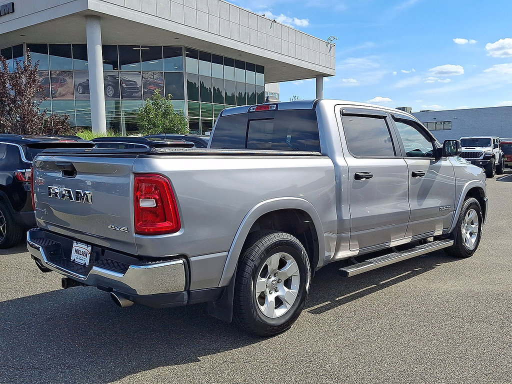 Used 2025 RAM 1500 Big Horn AWD/4WD image 31